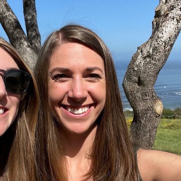 Meet your Posher, Sierra - Picture 1 of 1